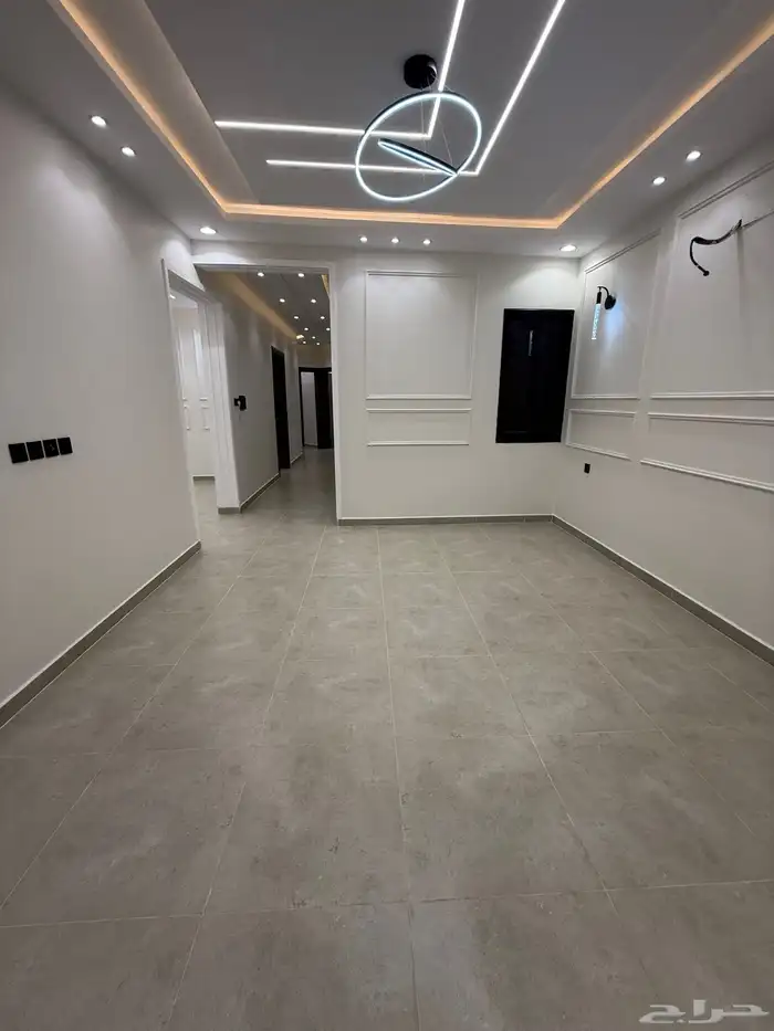 للبيع شقق علويه بمصعد وسطح خاص حي الزهور المحاله ابها 500 7