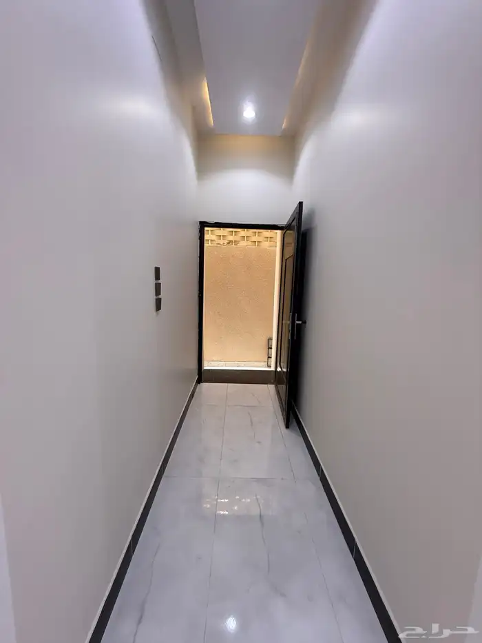 للبيع دور أرضي بحوش وسيع حي الراقي خميس مشيط 570الف 7