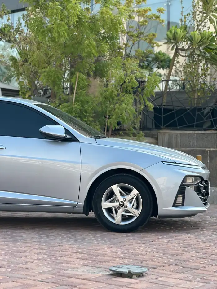 اكسنت 2025 للتنازل ممشى 23 الف قابل لزياده بدي وكاله 3