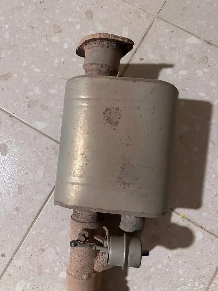 دبه اكترونيه راكبه على فتك على السوم 2