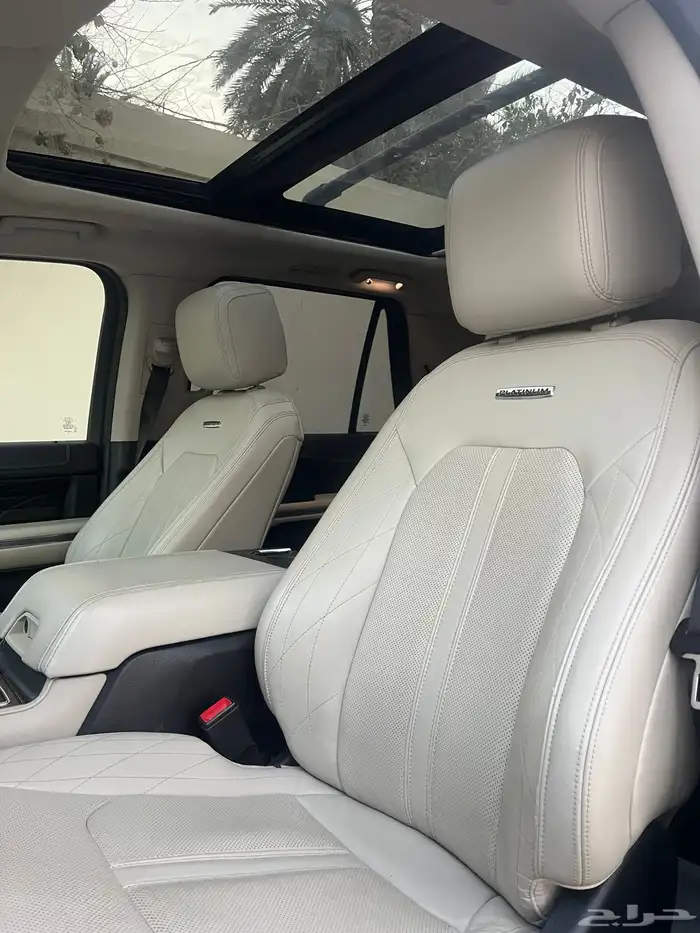 فورد إكسبيديشن بلاتينوم 2019 (Platinum) وارد الجزيرة مخزن 24