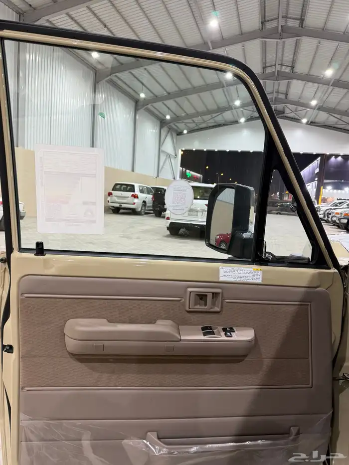 تويوتا ربع 2025 فل كامل قير تماتيك سعودي عداد 6 الاف فقط 15