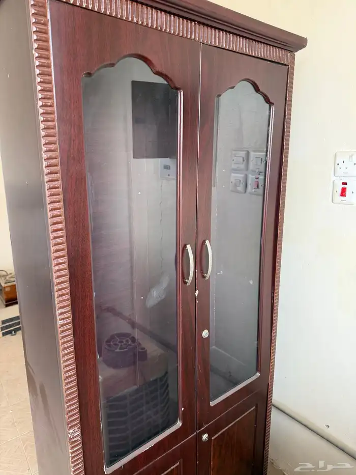 مكتب مستعمل للبيع 0