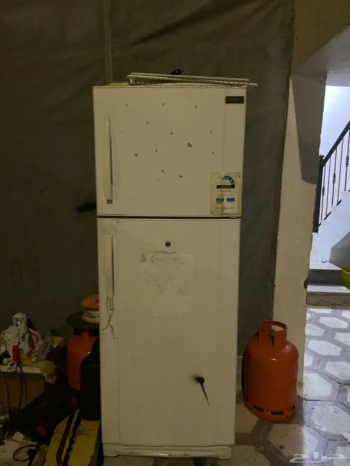 ثلاجه نظيفة للبيع 0