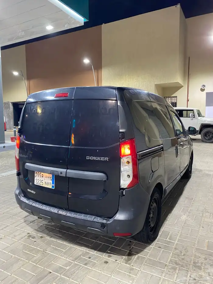 رينو فان 2016 3