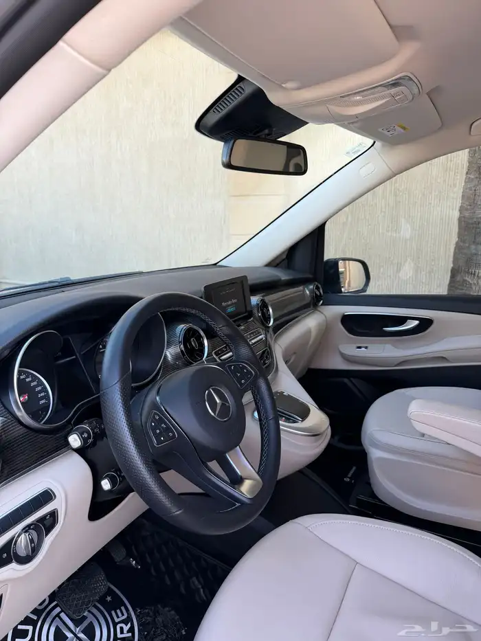 مرسيدس فيانو v250 موديل 2023 9