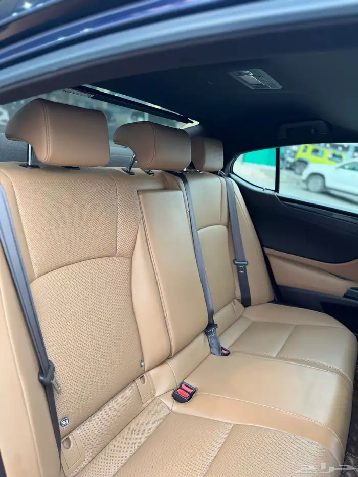 لكزس ES300h AH 2021 14