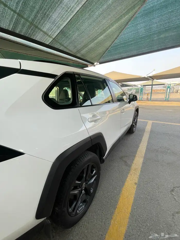 Rav4 adventure - راف فور ادفنشر 2024 3