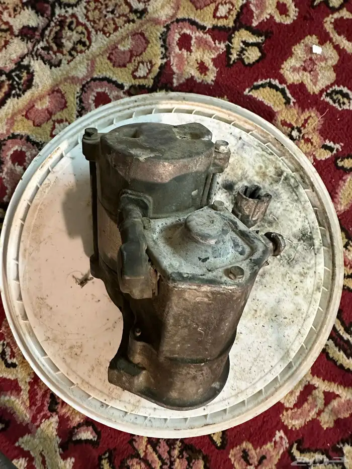 طرمبة هايلكس بنزين وسلف ودينموا كهرب وكالة 1