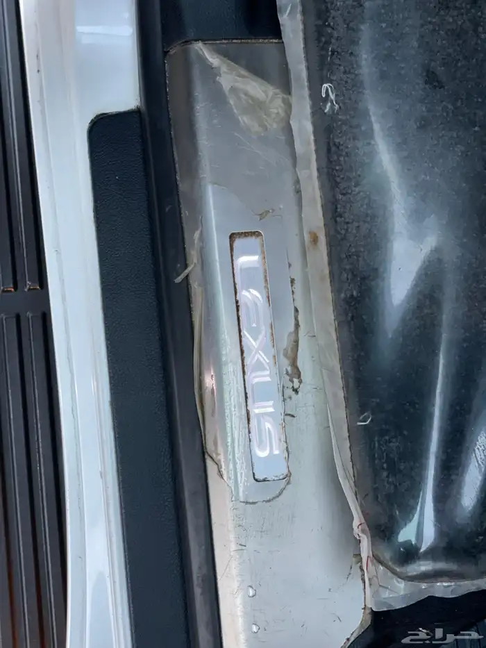 لكزس 2011 قل dd ماشي180 الف 32