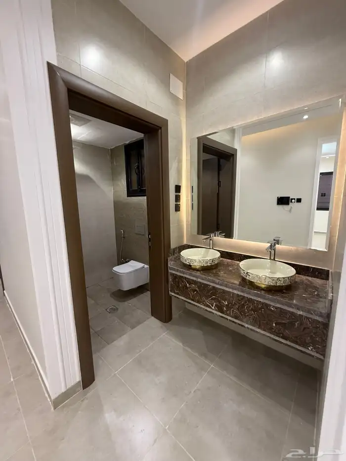 للبيع شقق علويه بمصعد وسطح خاص حي الزهور المحاله ابها 500 10