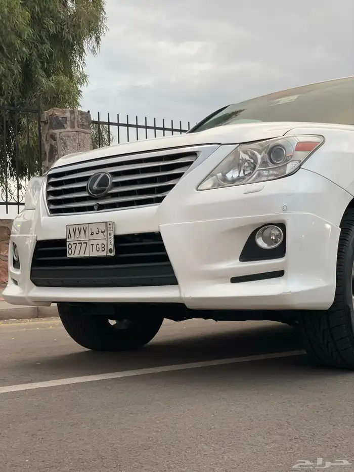 لكزس 2011 قل dd ماشي180 الف 14