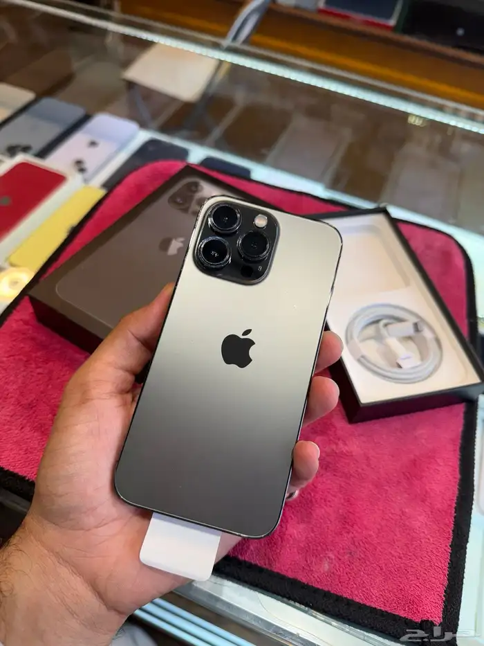 آيفون 13 برو 128 قيقاء بطارية 92 مع كرتونه وكامل اغراضه 3