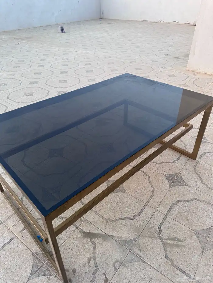 طاولة كبيره 0