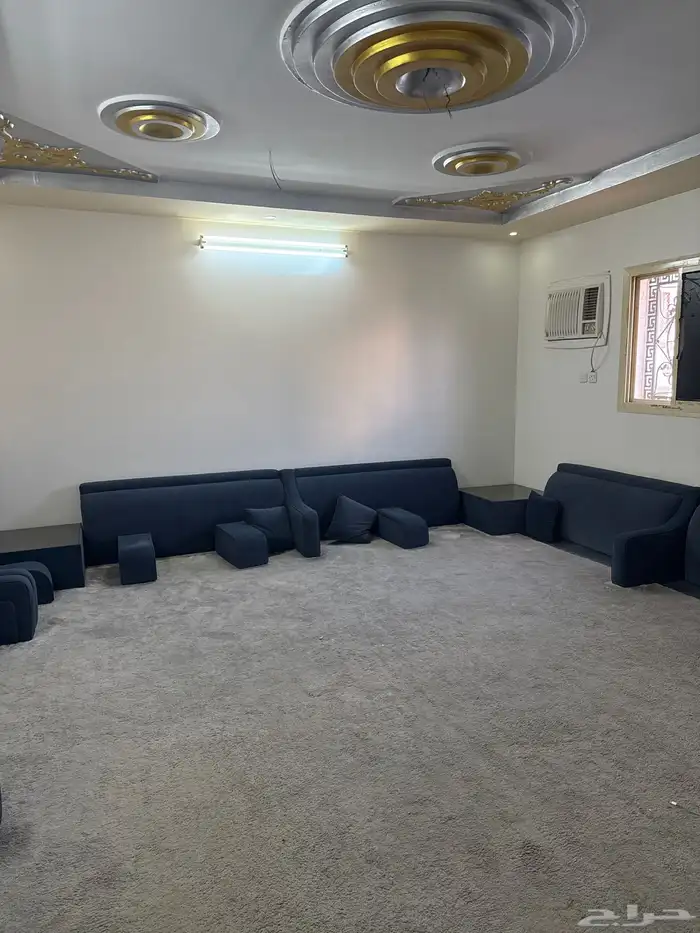 أثاث مستعمل 0