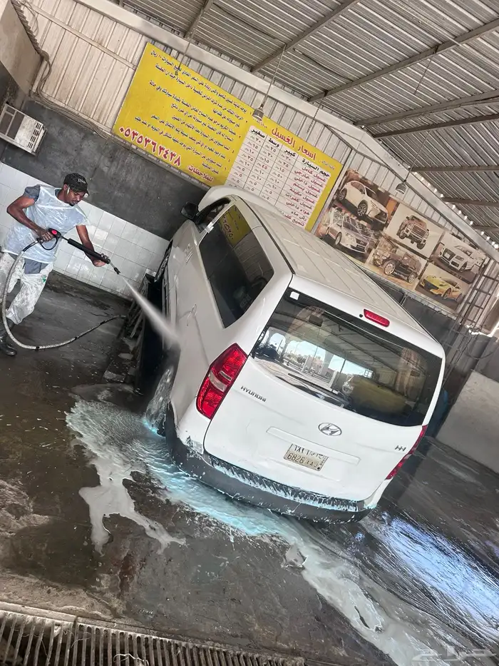 فان اتش ون 2014 للبيع ماشي 500 الف وعليها بودي نضيف جير ماك 6