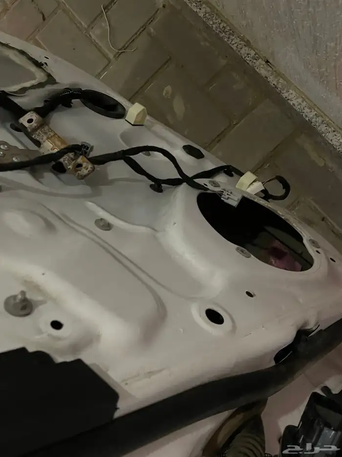 فورد فيوجن باب خلفي يمين ابيض  بلد 4