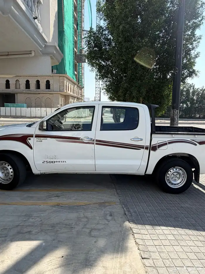 توتويا هايلكس 2006 9