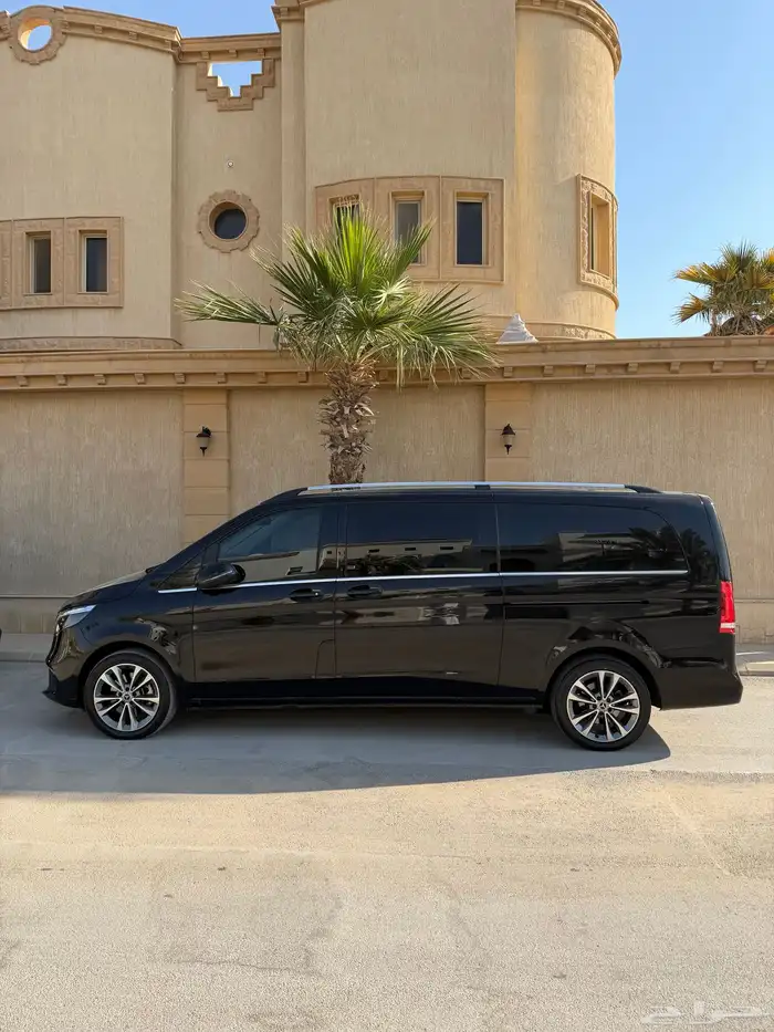 مرسيدس فيانو v250 موديل 2023 1