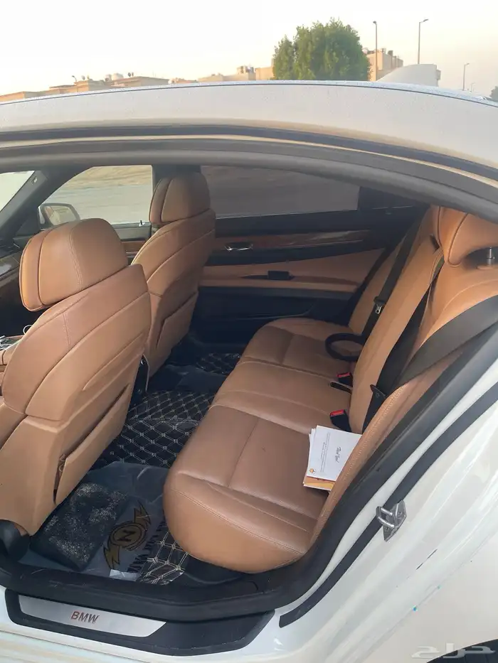 للبيع بي ام 2011 740 0