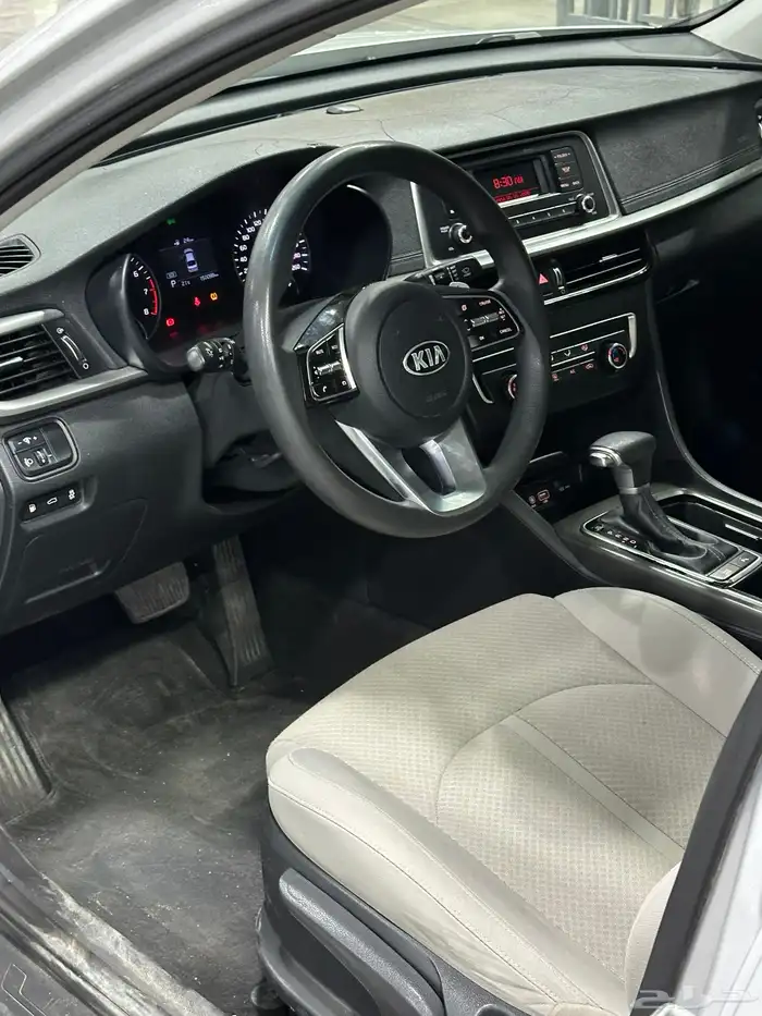 كيا اوبتيما 2020 فضي لدى معرض(عبيد الرشيدي) 21