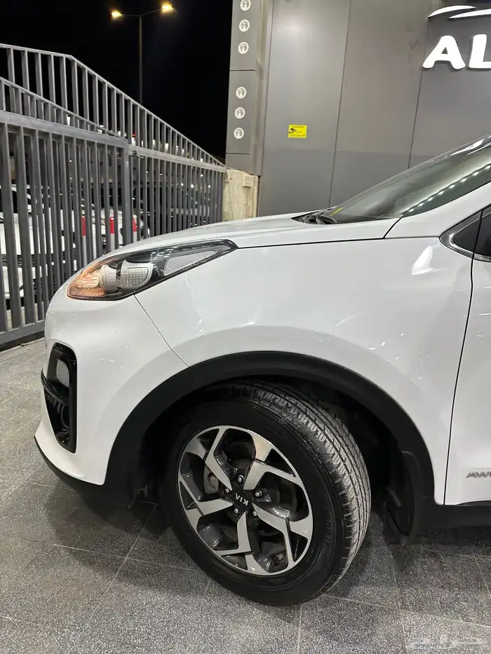 كيا سبورتاج 2020 دبل لدى معرض(عبيد الرشيدي) 4