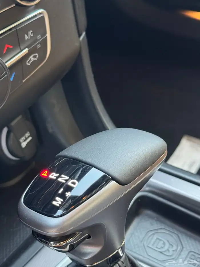 دودج تشارجر سكات باك SRT.8 مديل 2022 27