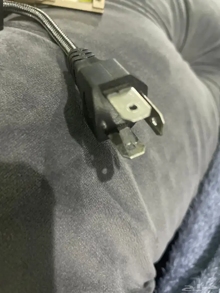 انوار ليد فورد خطين شركة Mora صيني درجة اولى 2