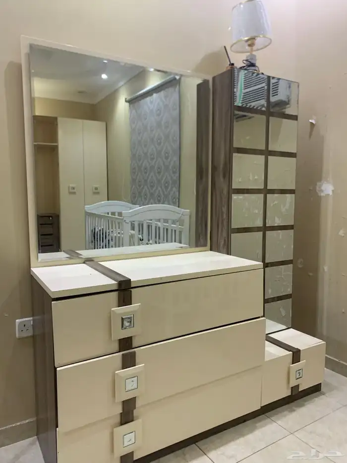 دولاب وشفنيره وتسريحه 3