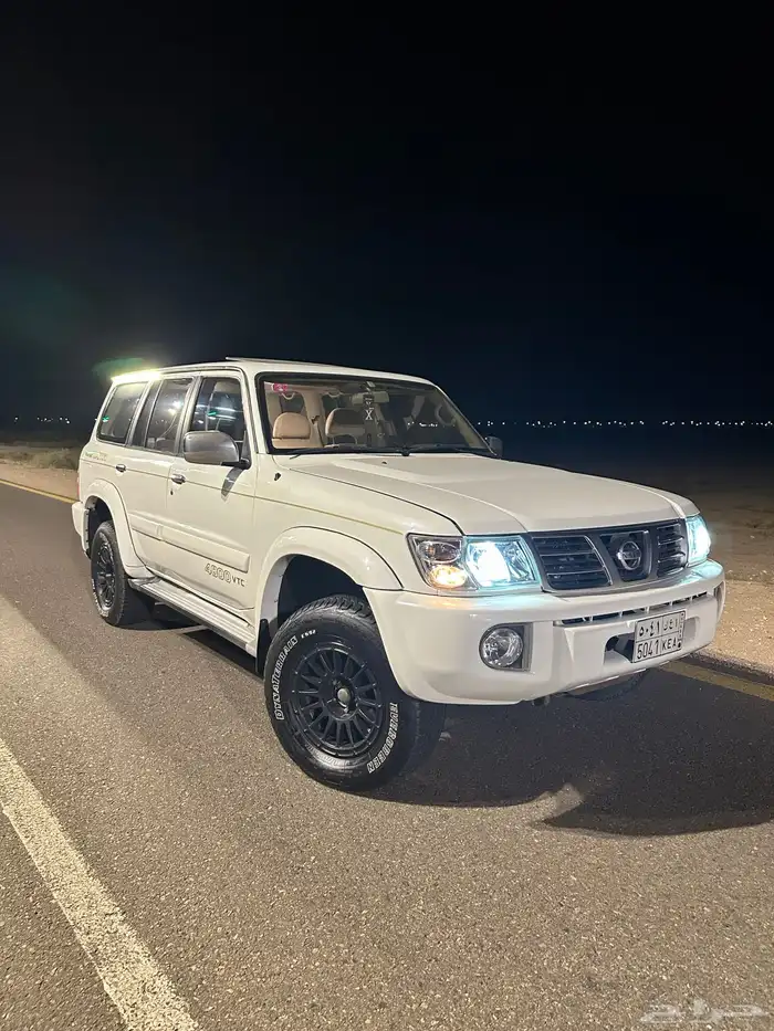 للبيع فتك 2004 LS2 2