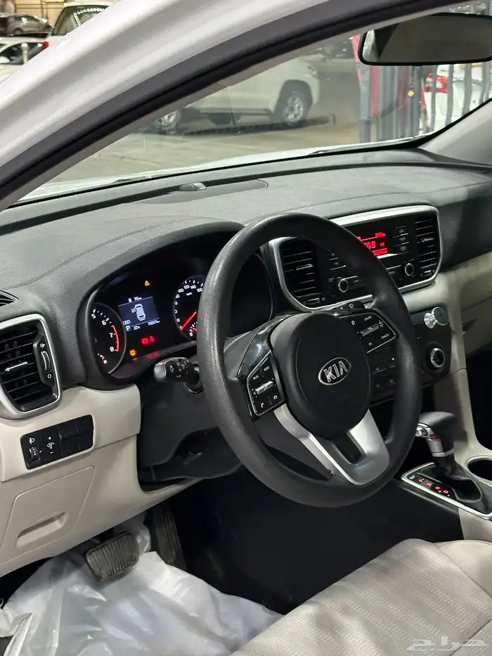 كيا سبورتاج 2020 دبل لدى معرض(عبيد الرشيدي) 25