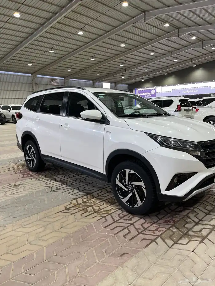 تويوتا راش 2023 فل كامل سعودي نظيف 1