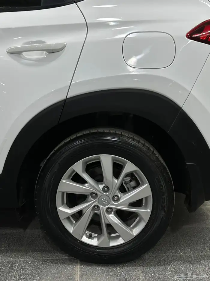 توسان 2020 دبل متوفر لدى معرض(عبيد الرشيدي) 22