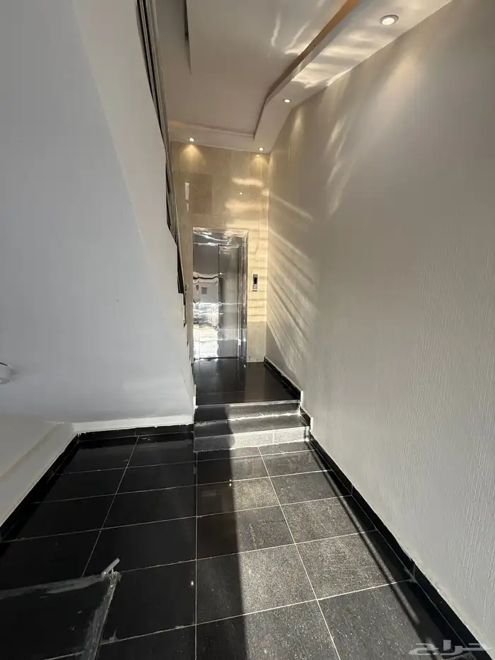 للبيع شقق علويه بمصعد وسطح خاص حي الزهور المحاله ابها 500 2