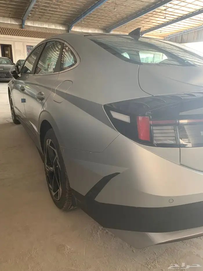 سوناتا سمارت 2026 فضي مطفي 3