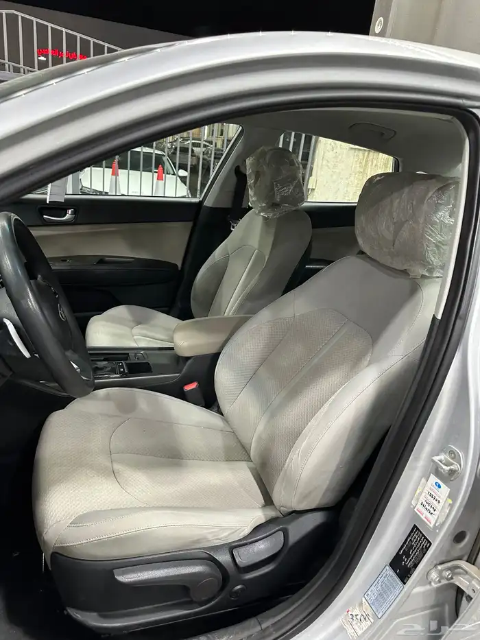 كيا اوبتيما 2020 فضي لدى معرض(عبيد الرشيدي) 28