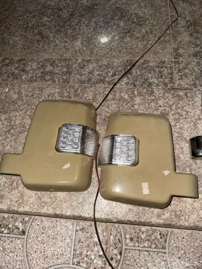 مرايه جيب ربع وشاص بيج ونيكل 0