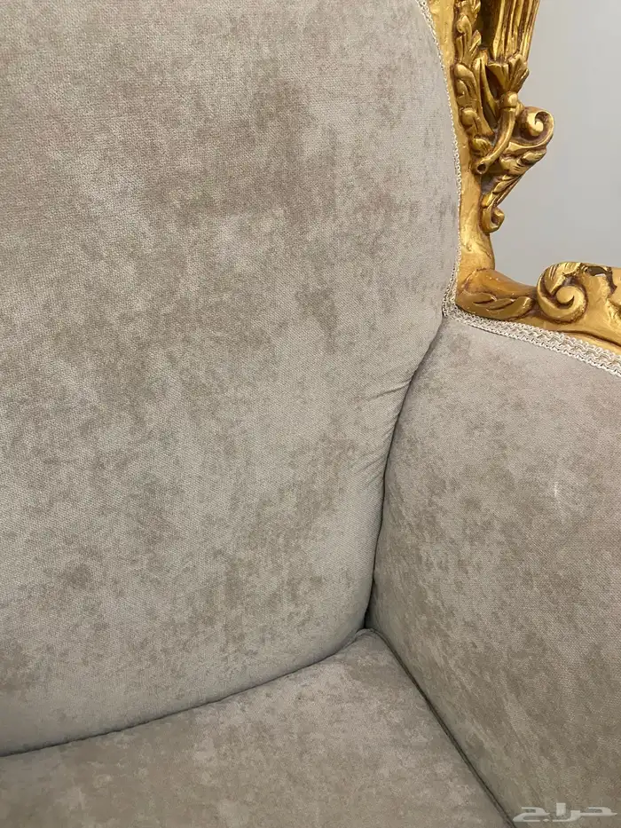 للبيع طقمين كنب 2