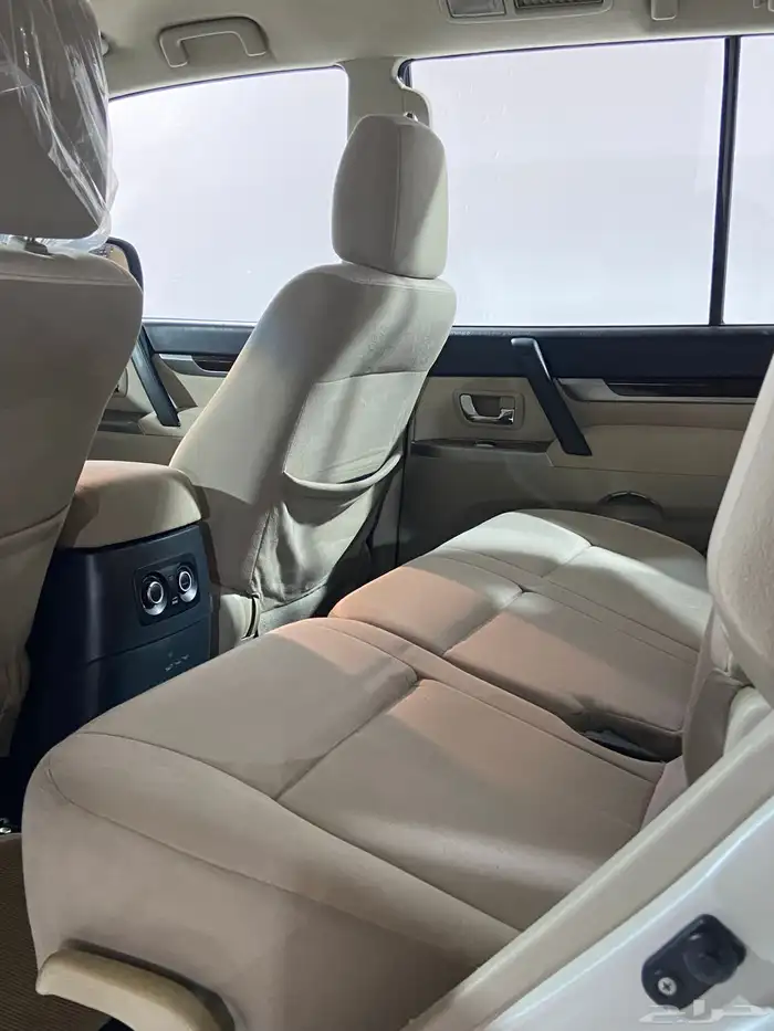 ميتسوبيشي باجيرو 2016 دبل 12