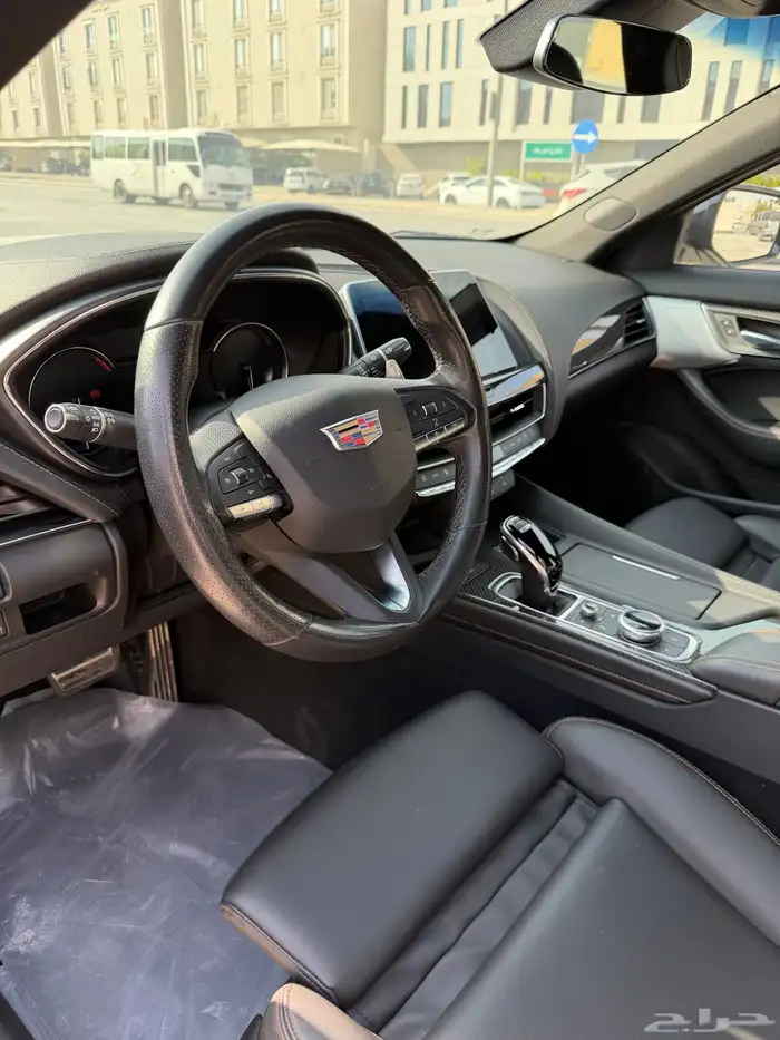 كاديلاك CT5 2022 فئة سبورت مواصفات مميزة ضمان الوكيل كدلك 15