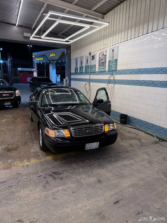 فورد فكتوريا 2009 2