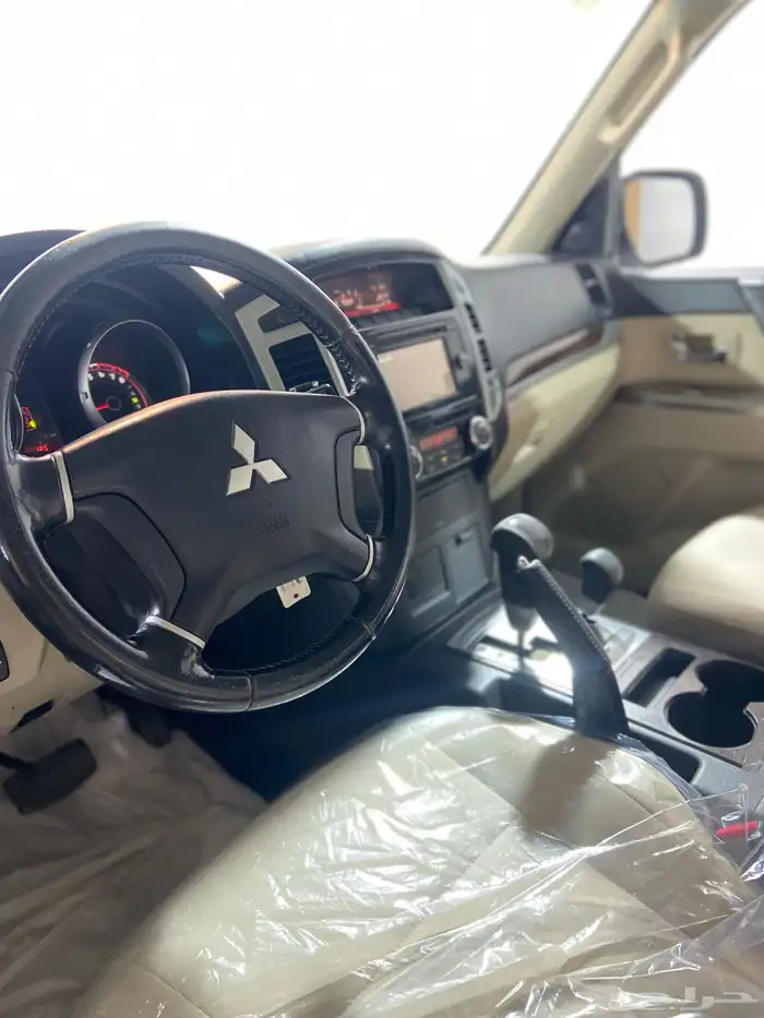 ميتسوبيشي باجيرو 2016 دبل 16