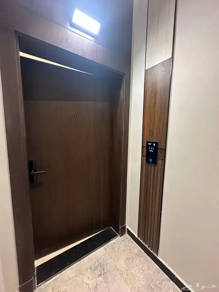 شقة للإيجار بحي الروضة 8