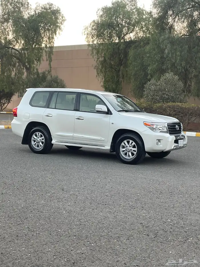 جيب صالون 2012 ستة سلندر قير اتوماتيك 6