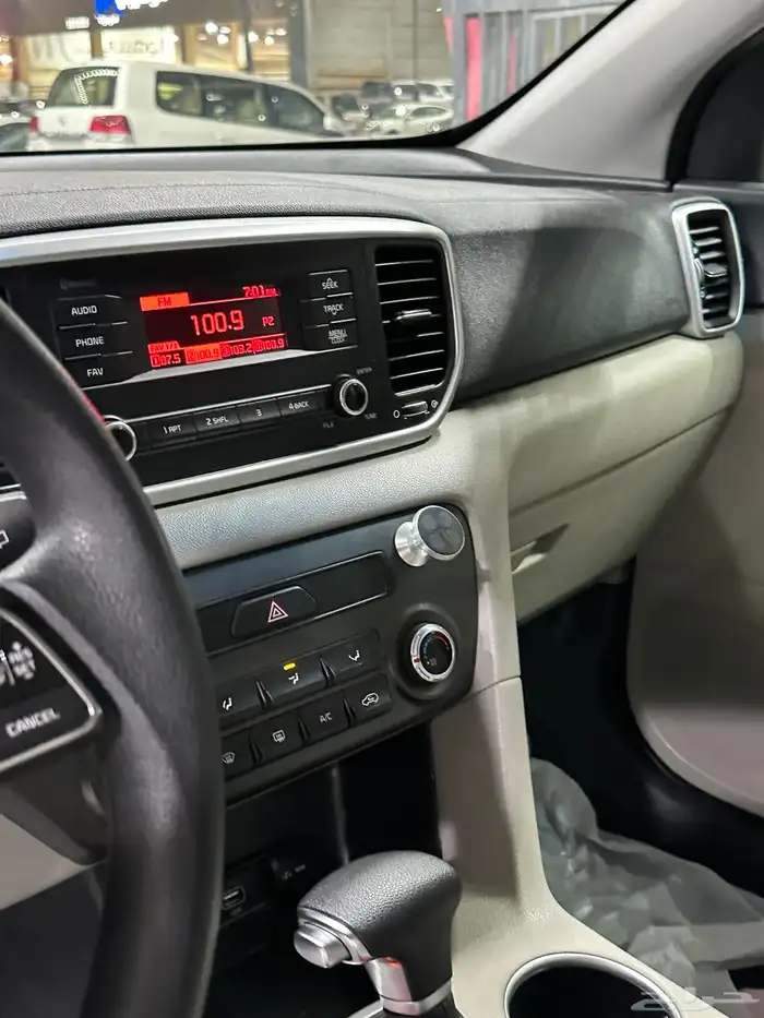 كيا سبورتاج 2020 دبل لدى معرض(عبيد الرشيدي) 29