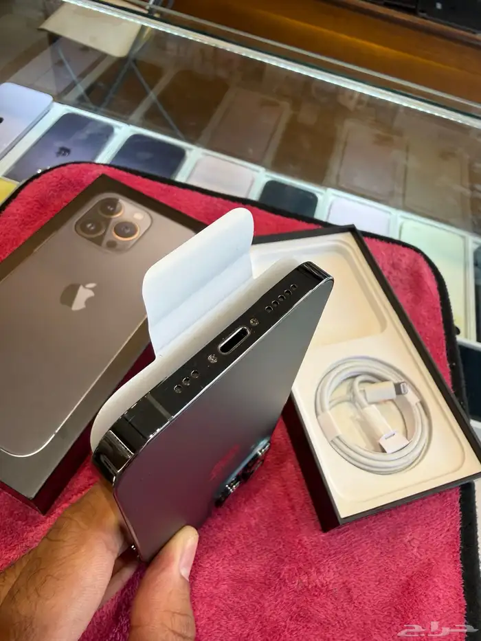 آيفون 13 برو 128 قيقاء بطارية 92 مع كرتونه وكامل اغراضه 7