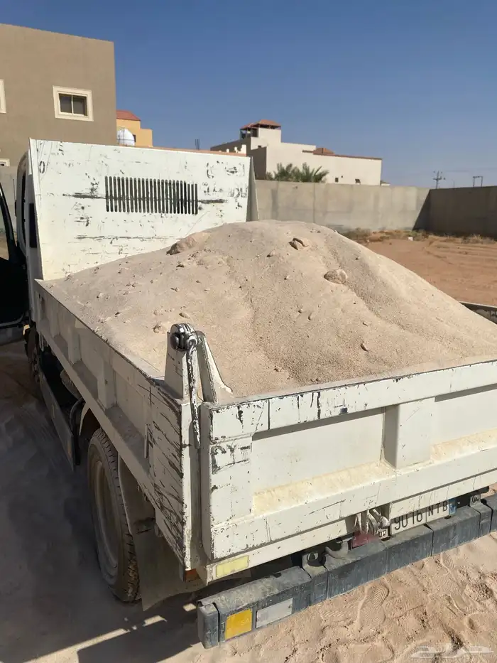 رمل بناء   وبحص بجميع انواعه ناعم وخشن 1