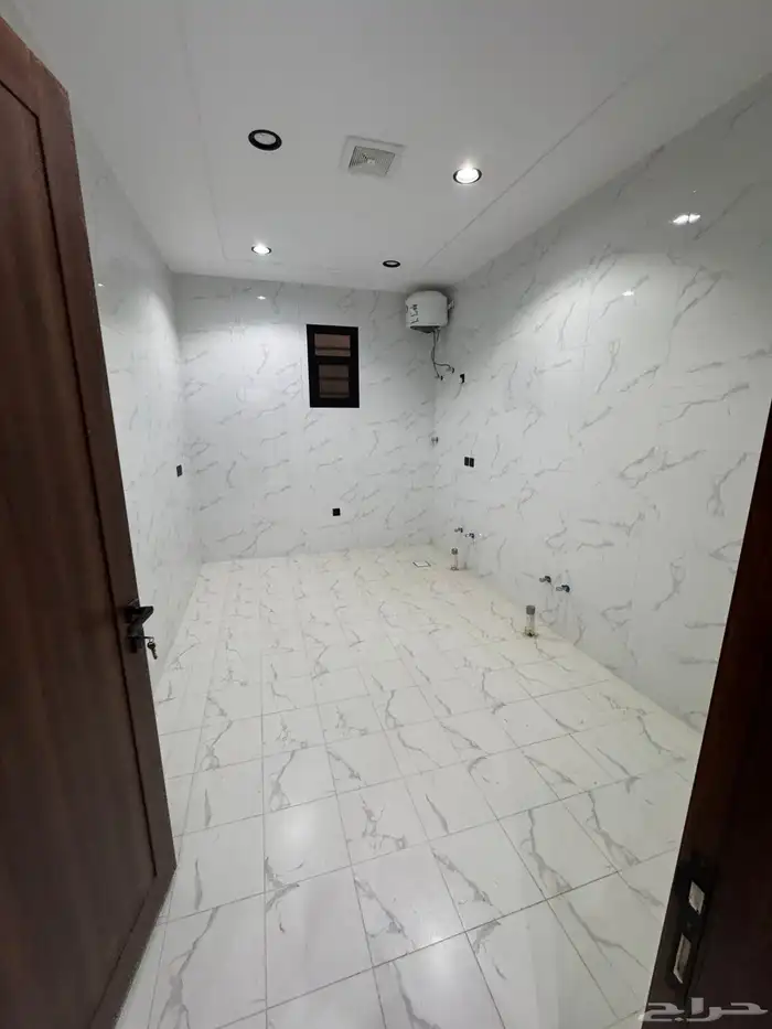 للبيع بالمحاله روف علوي دور ثاني مع ملحق مدخل مستقل 4