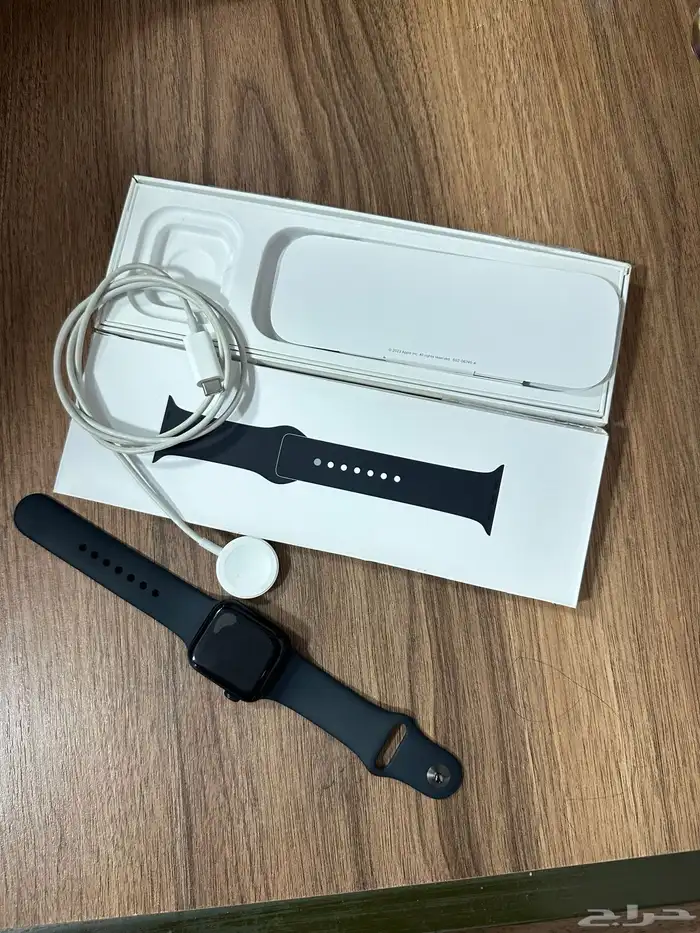 ساعة ابل جديدة نادرة مستعملة مع جميع ملحقاتها الأصلية 5