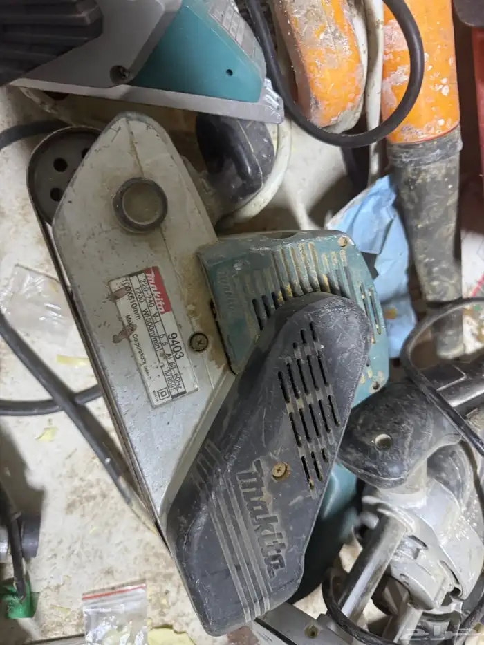 قصاصه خشب ومناشير خشب بوش وماطور هوا 4